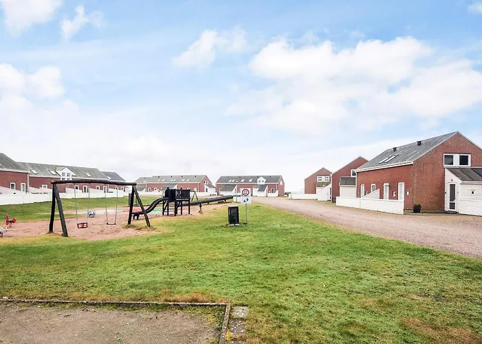 4 Star In Romo-by Traum